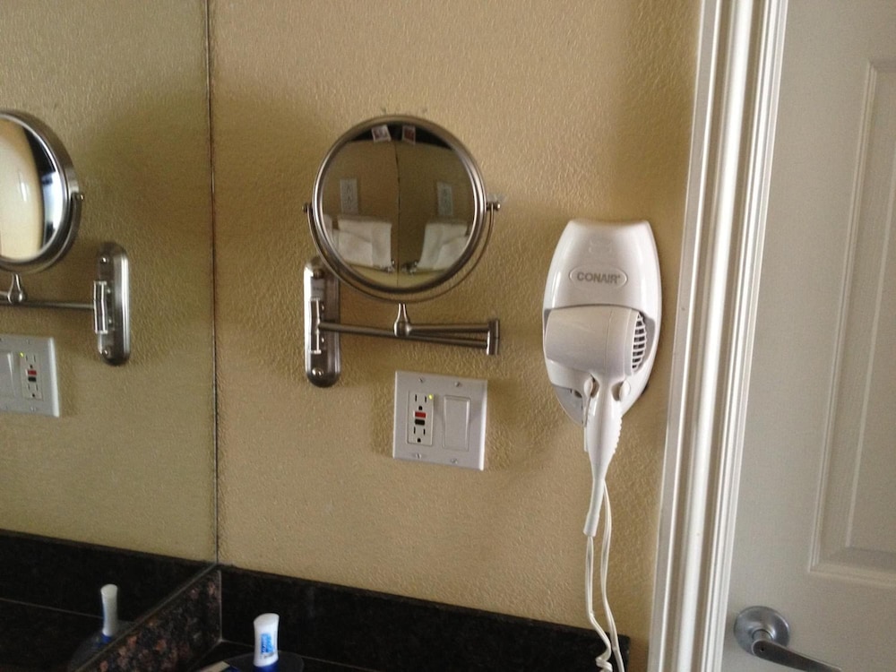 Monterey Surf Inn photo2