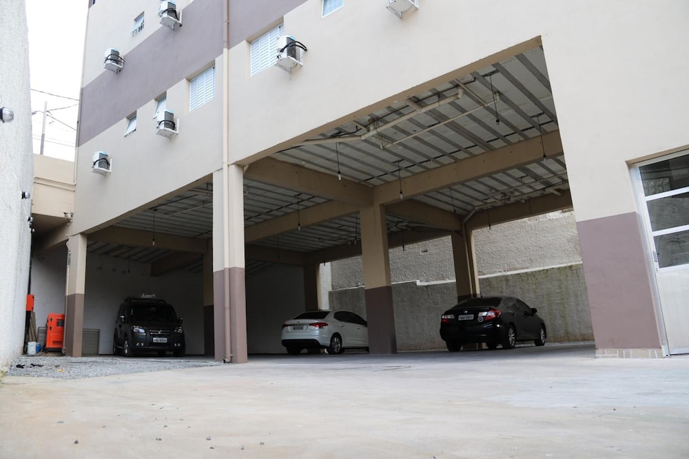 Hotel Vale das Artes 42/50