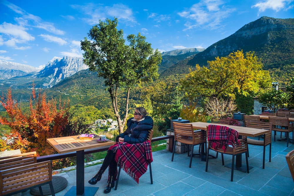 Aristi Mountain Resort Hotel And Spa 54/69