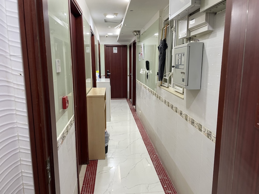 Kong Hing Guest House 67/67