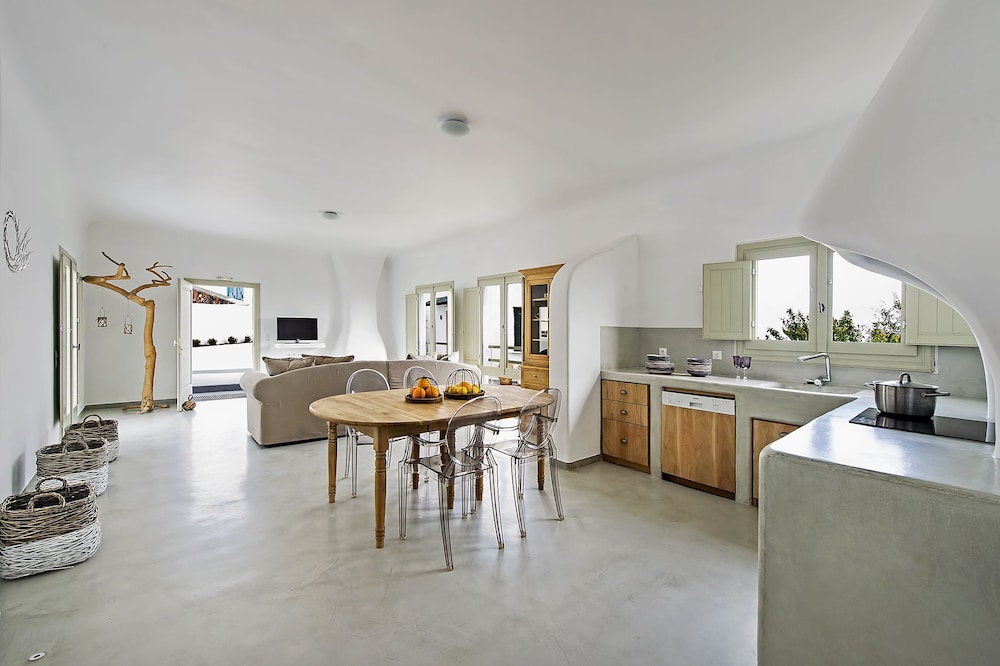 Pyrgos Terrace House 13/23