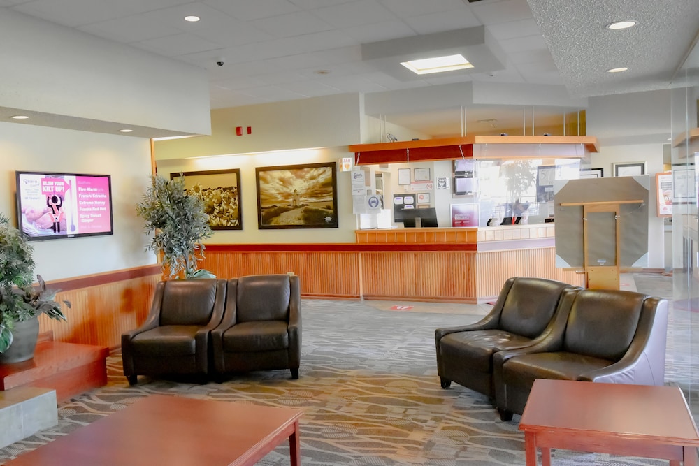 Canad Inns Destination Centre Windsor Park 11/51