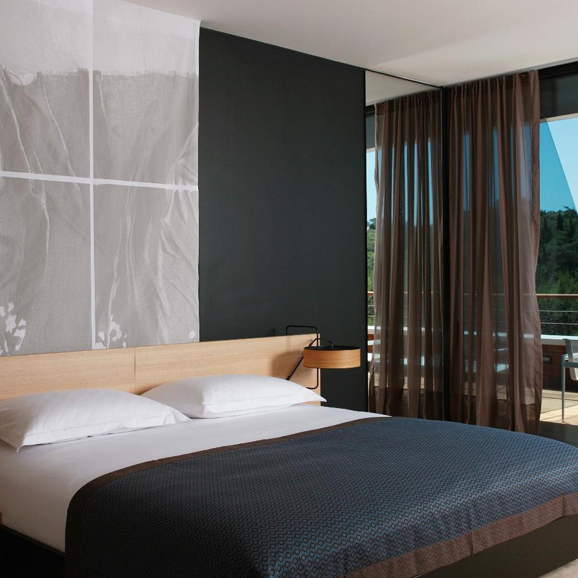 جناح بسرير كينج بإطلالة على الحديقة، Lone Hotel by Maistra Collection 4/8