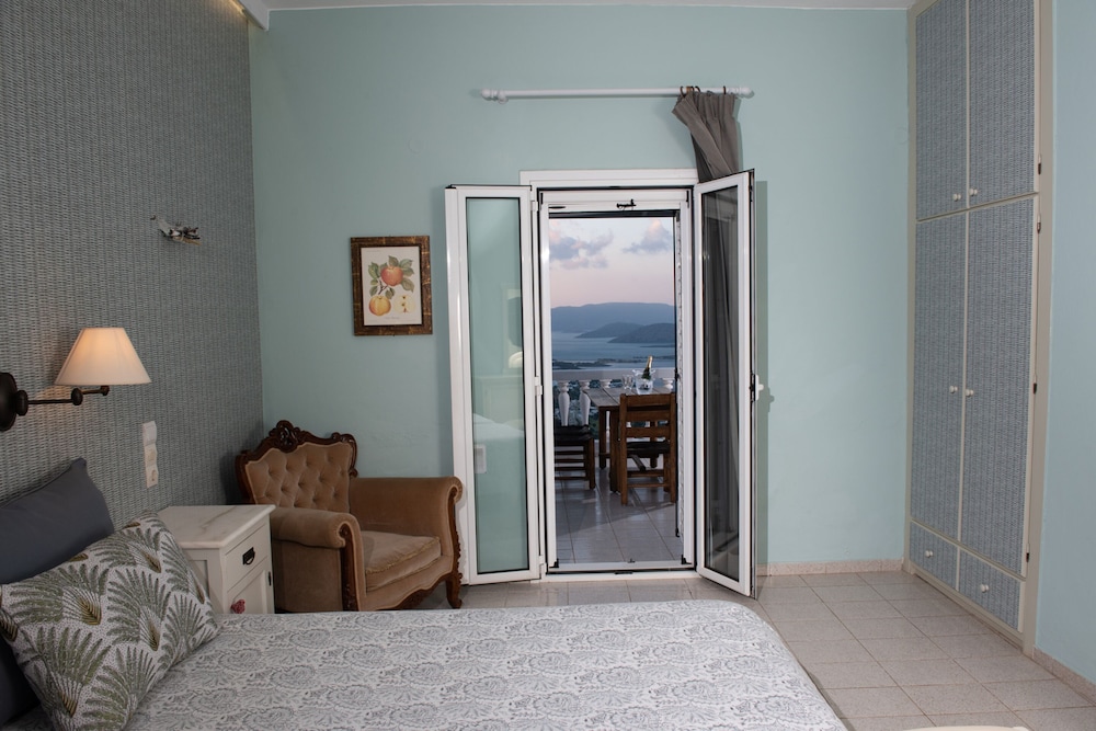 Adrakos Apartments 45/78