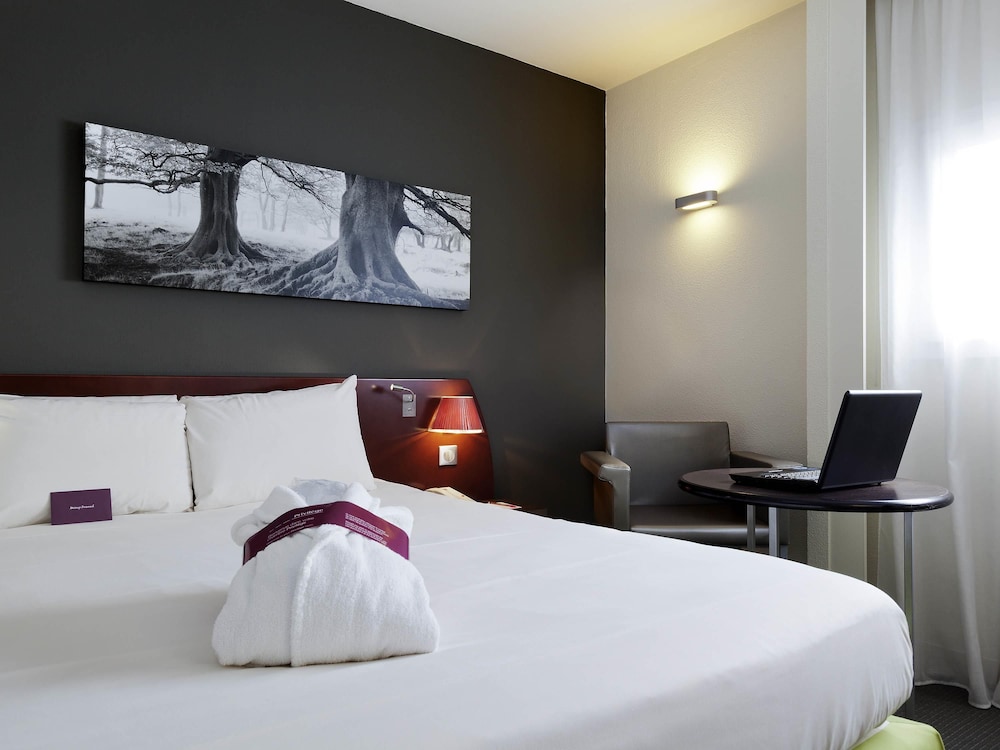 MERCURE RENNES CENTRE GARE 24/67