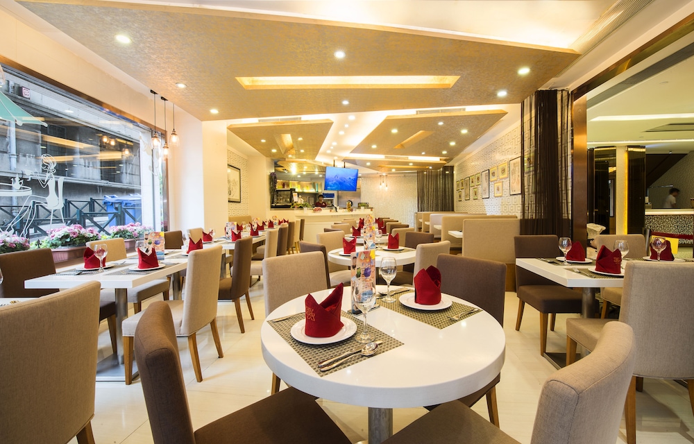 Metropole Hotel Macau 30/38