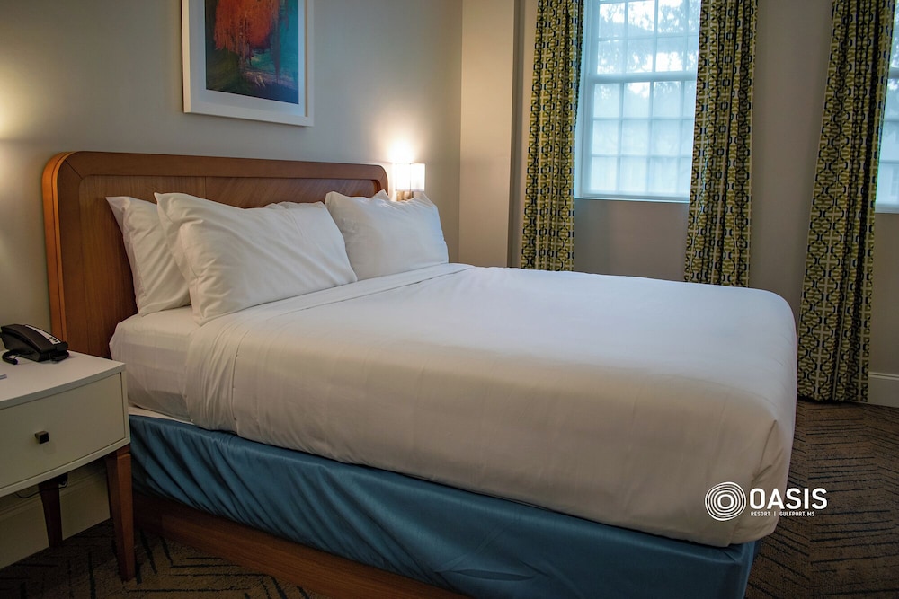 Oasis, Standard, King Bed, Accessible