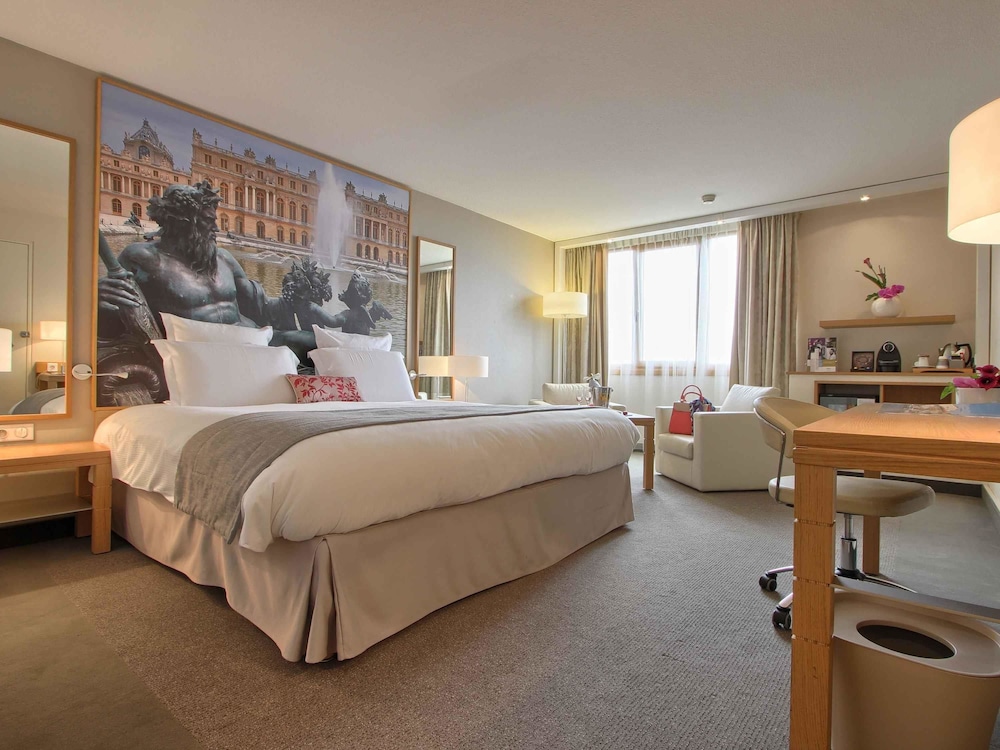 Mercure Paris Velizy 30/74