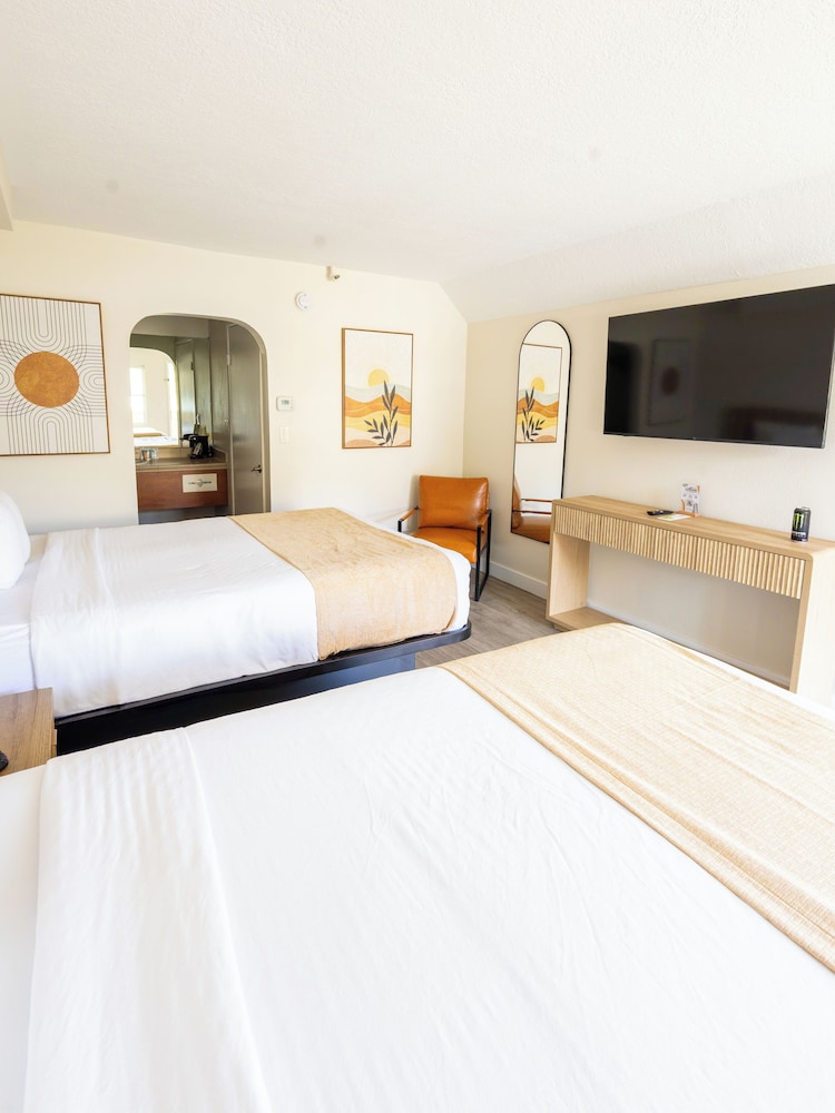 Riverleaf Inn Mission Valley 16/48
