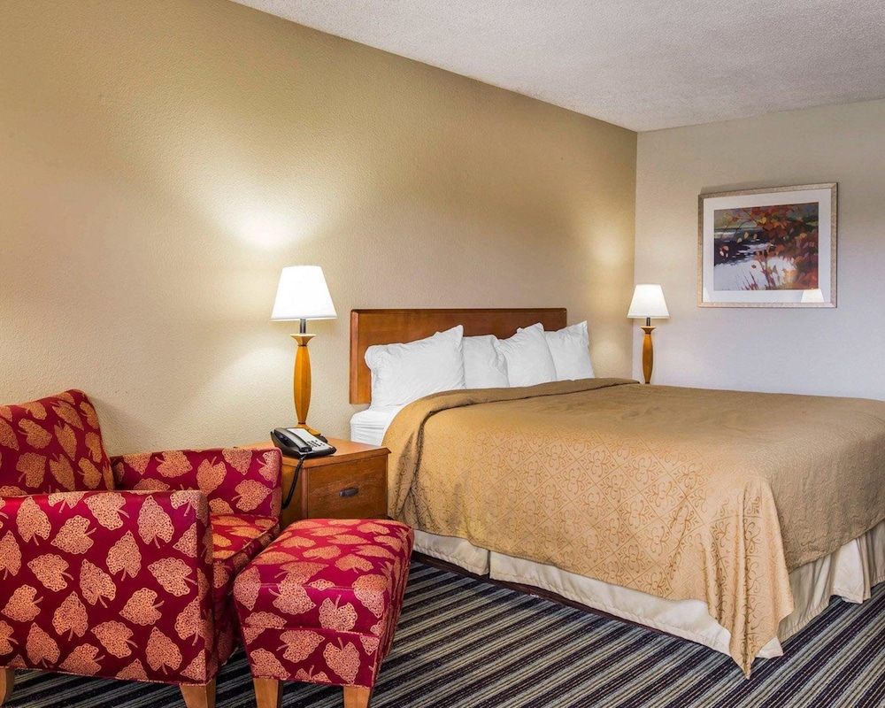 Quality Inn At the Mall - Valdosta 15/40