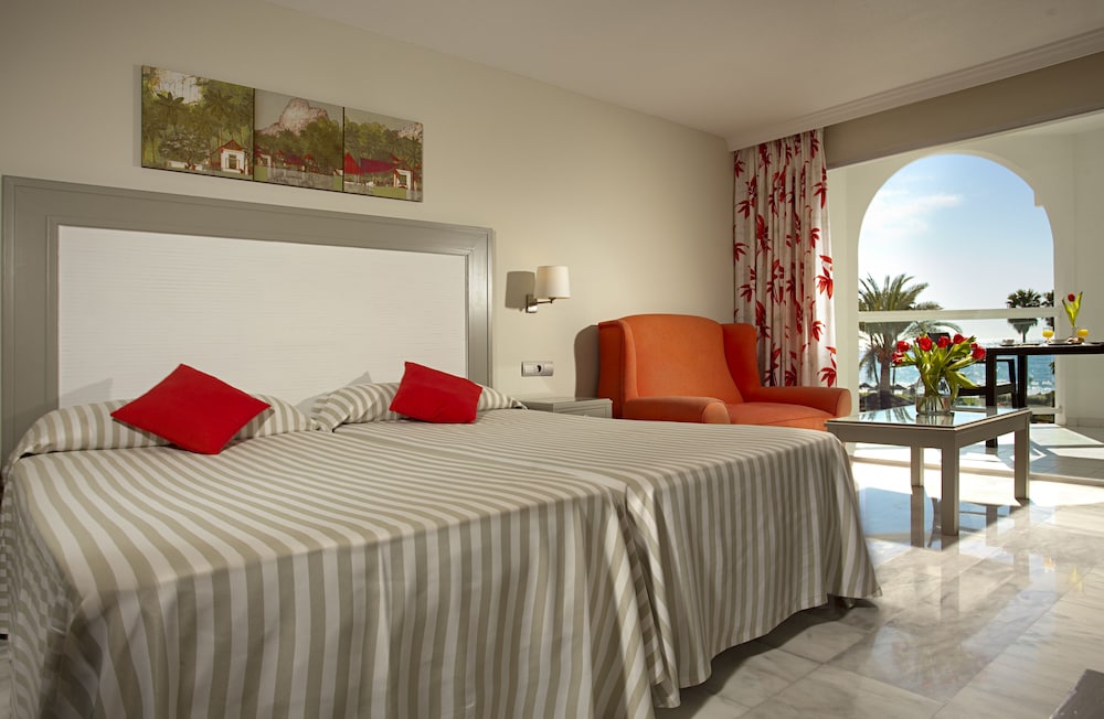 Ona Marinas de Nerja Spa Resort 24/72