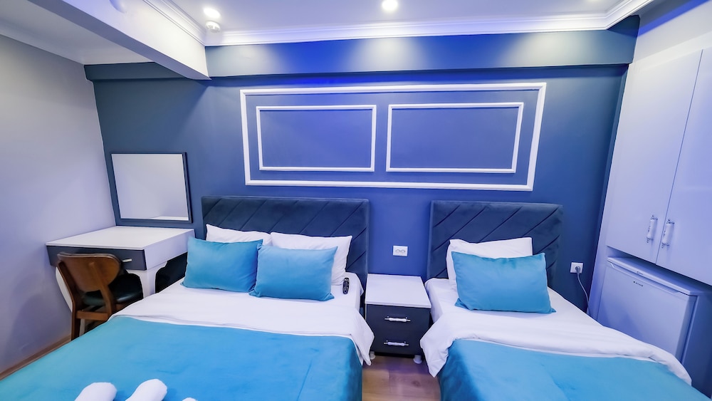 Bona Sera Hotel 37/50