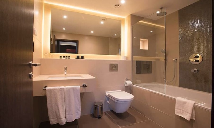 St George S Hotel Wembley 31/32