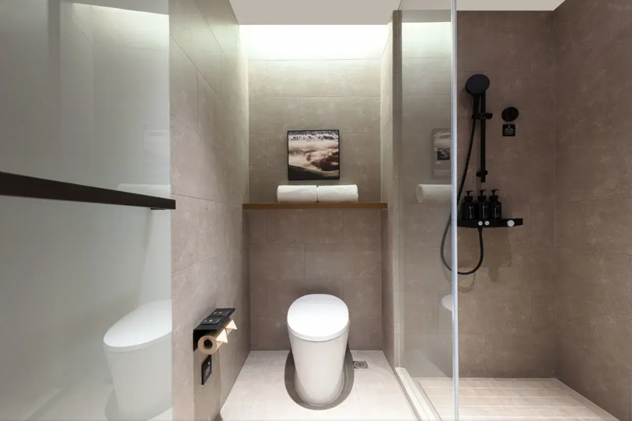 X Hotel Shuguang Atour, Shanghai Wuxu Cruise Terminal 15/15