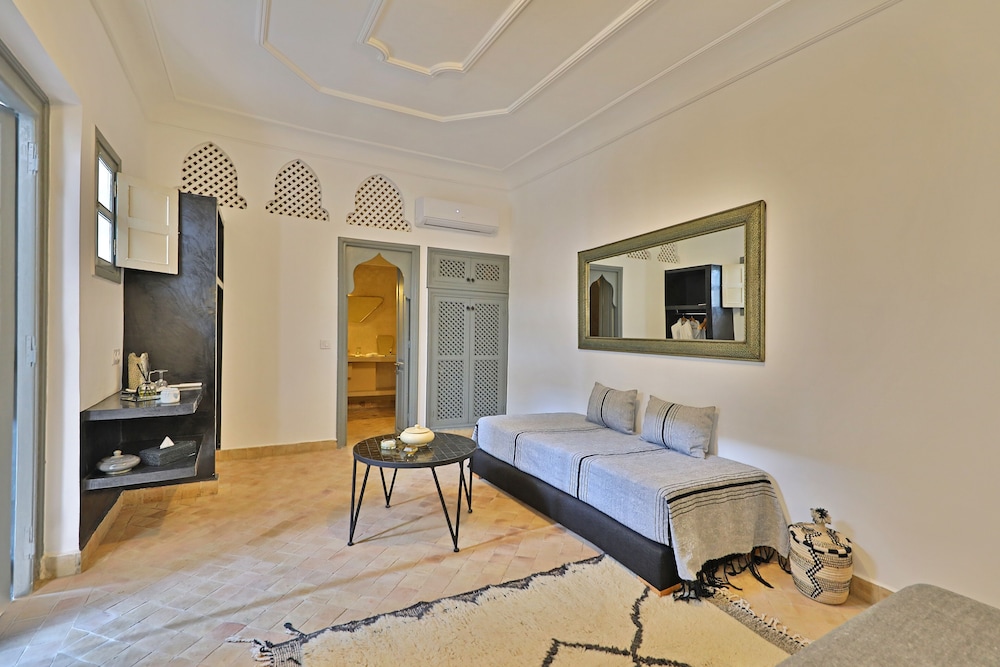 Riad Al Badia 14/50