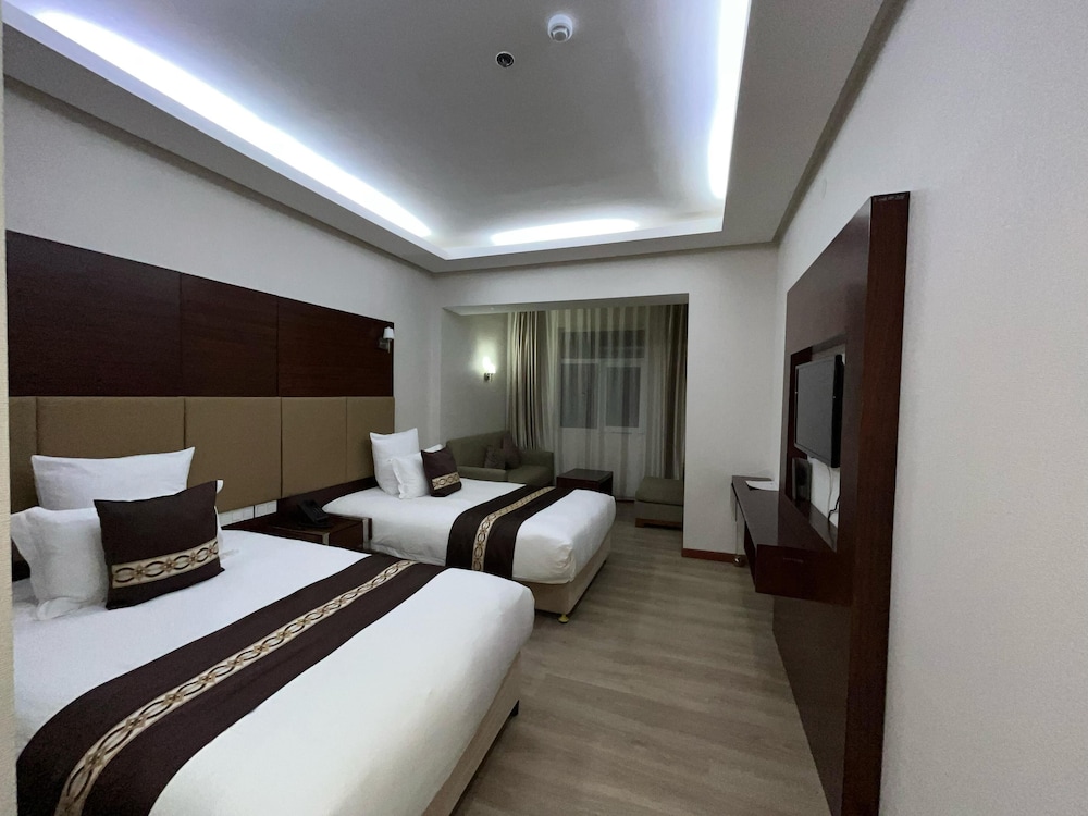 Regardal Hotel 10/50