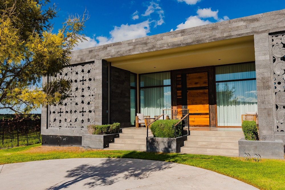 Hotel Tres Raices 7/55