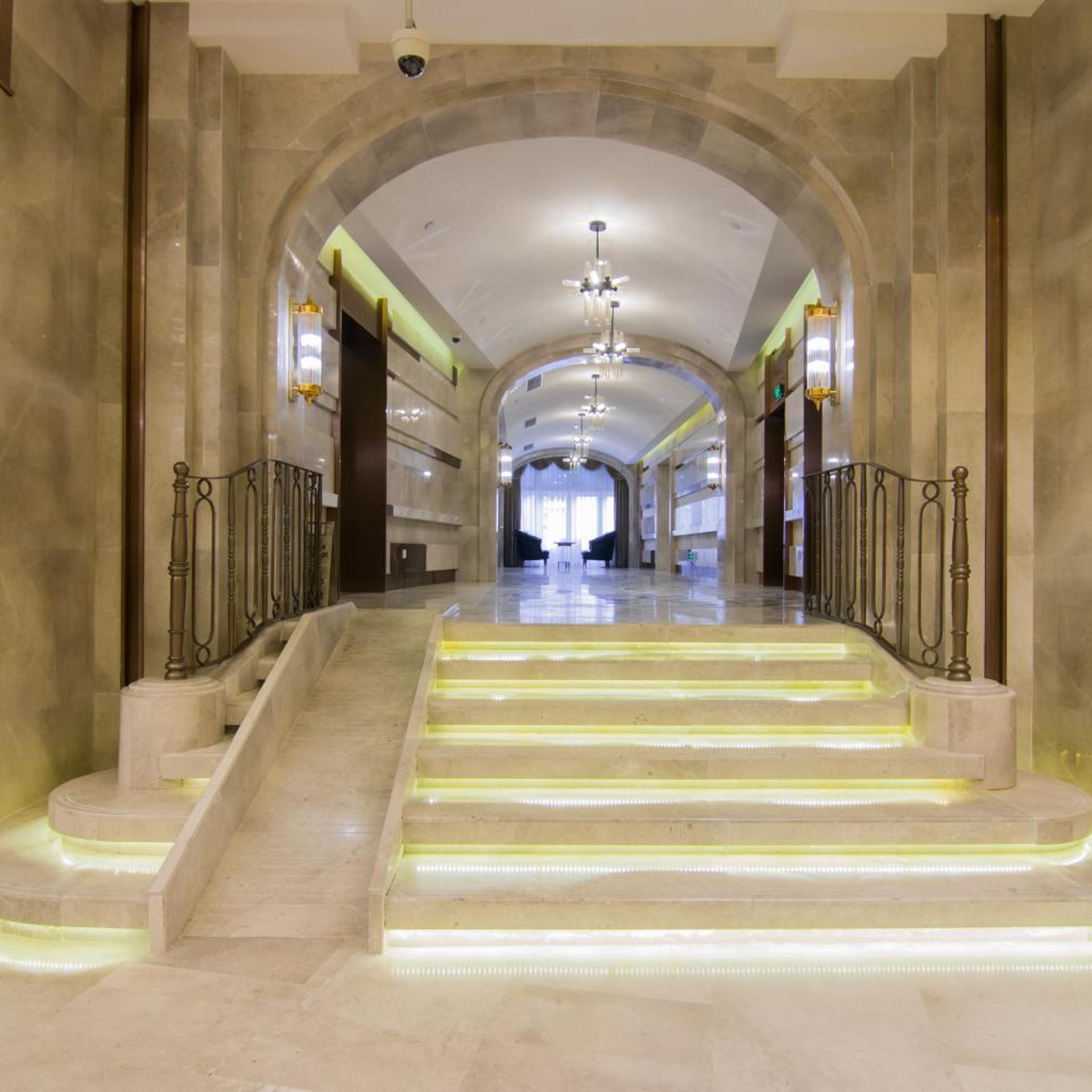 Yitel Premium (Shanghai people's Square Nanjing Road Pedestrian Street shop) 8/47