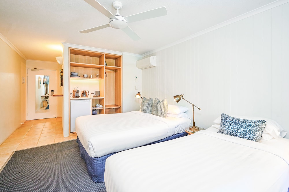 Lord Byron Resort 19/60