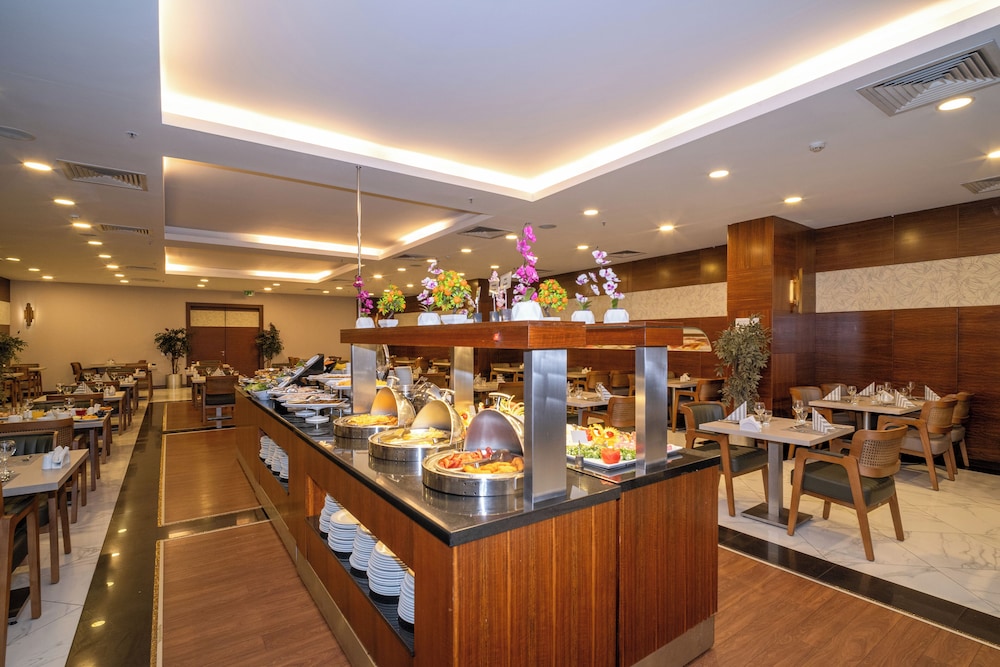 Grand S Hotel 53/56