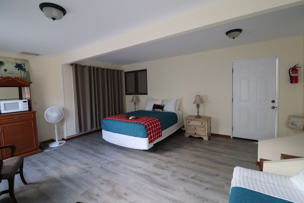 Hawaii Island Resort 12/42