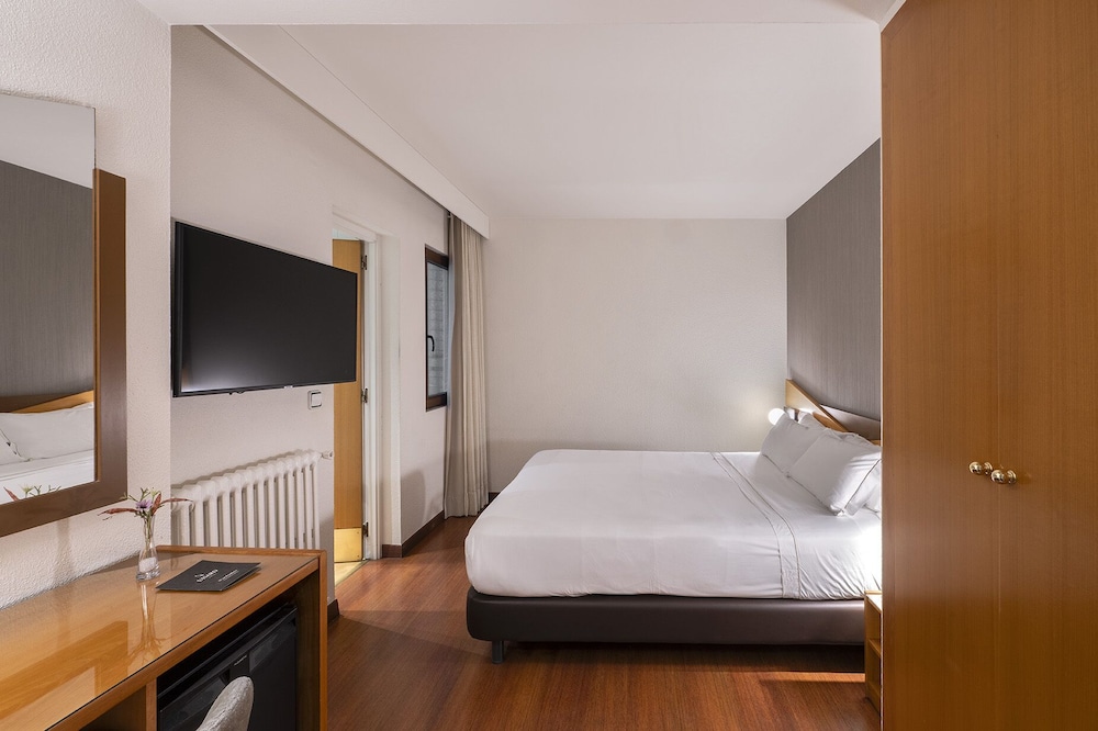 Hotel de l'Isard 31/50