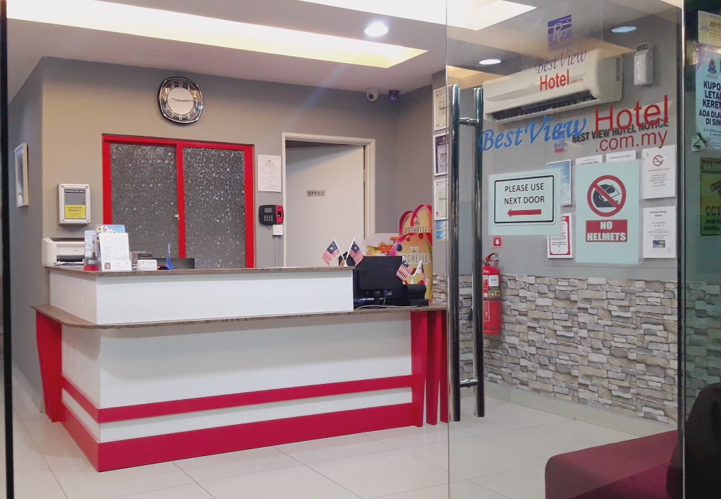 Lobby at Swing and Pillows at PJ SS2, PETALING JAYA