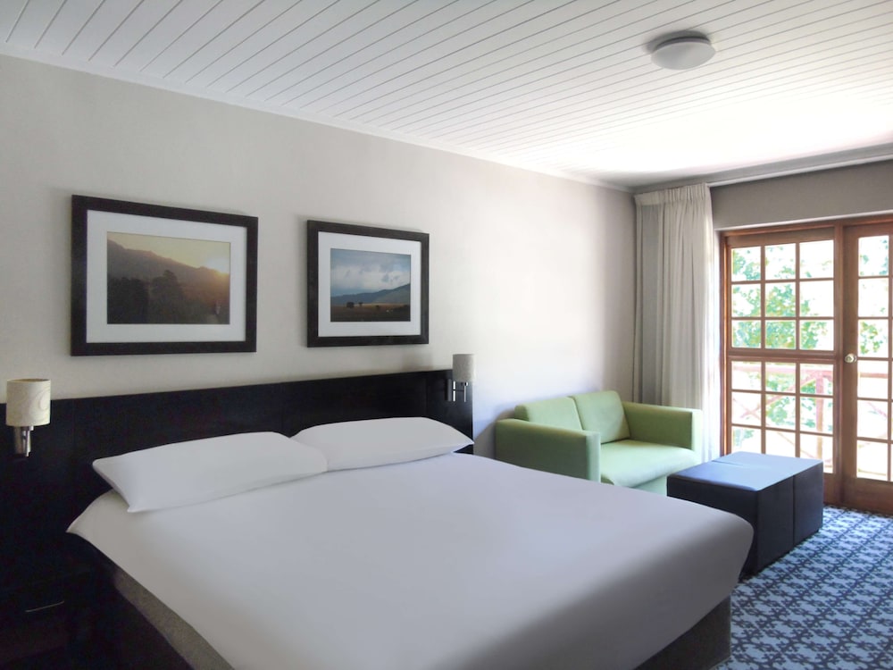 Caledon Hotel Spa And Casino 7/55