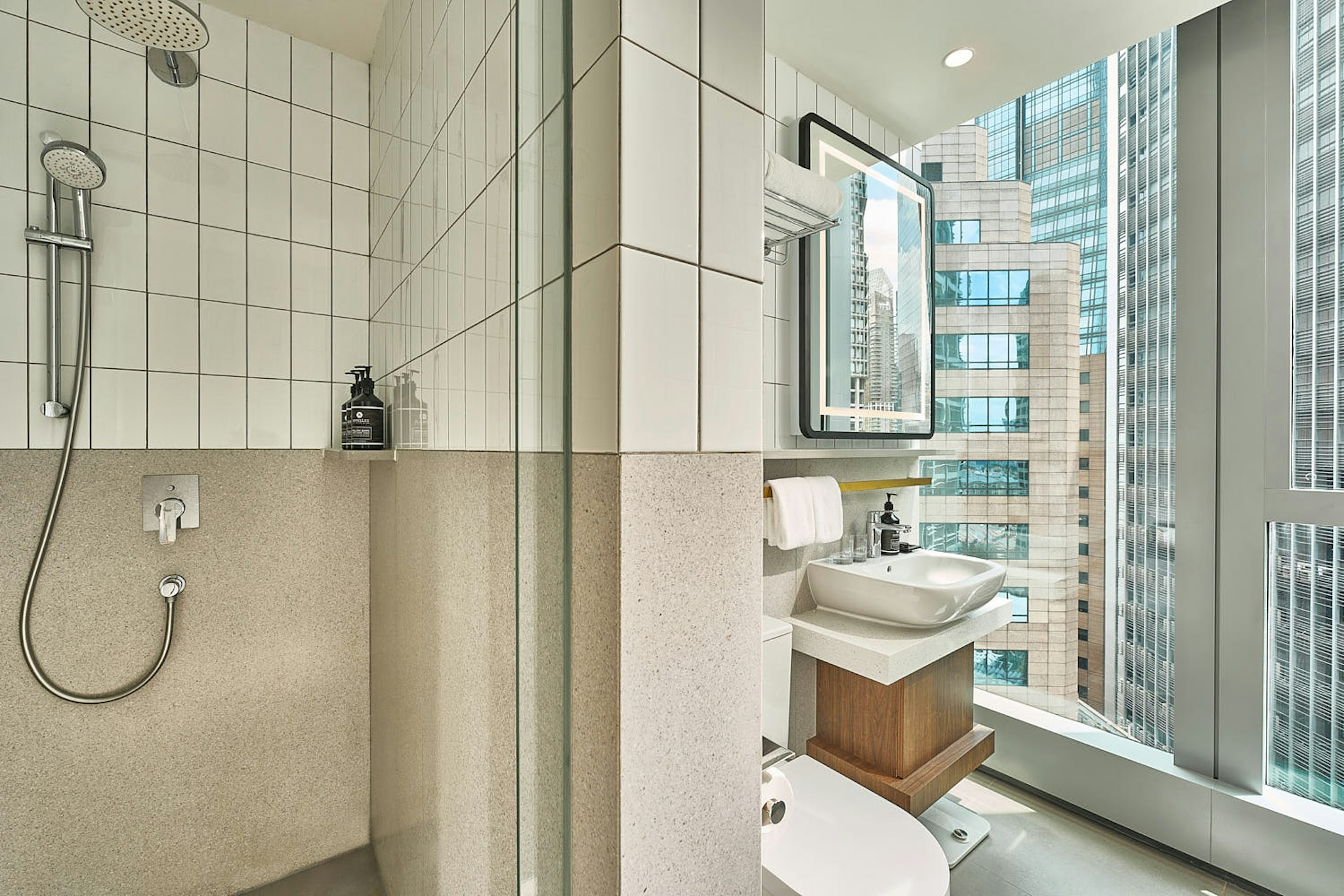 Oakwood Premier Raffles Place Singapore 60/65