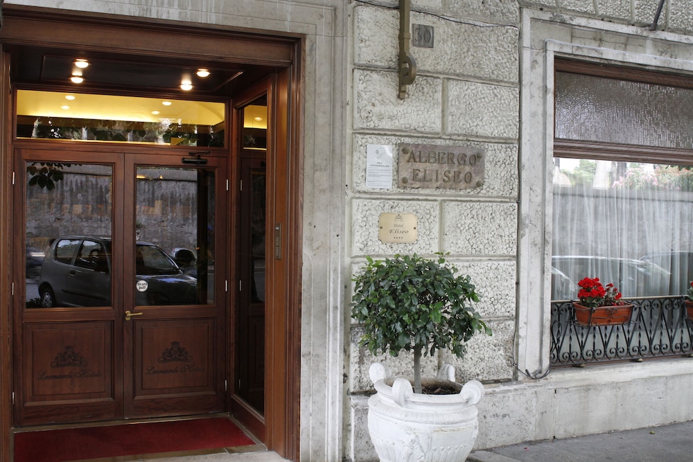 Hotel Eliseo 6/35