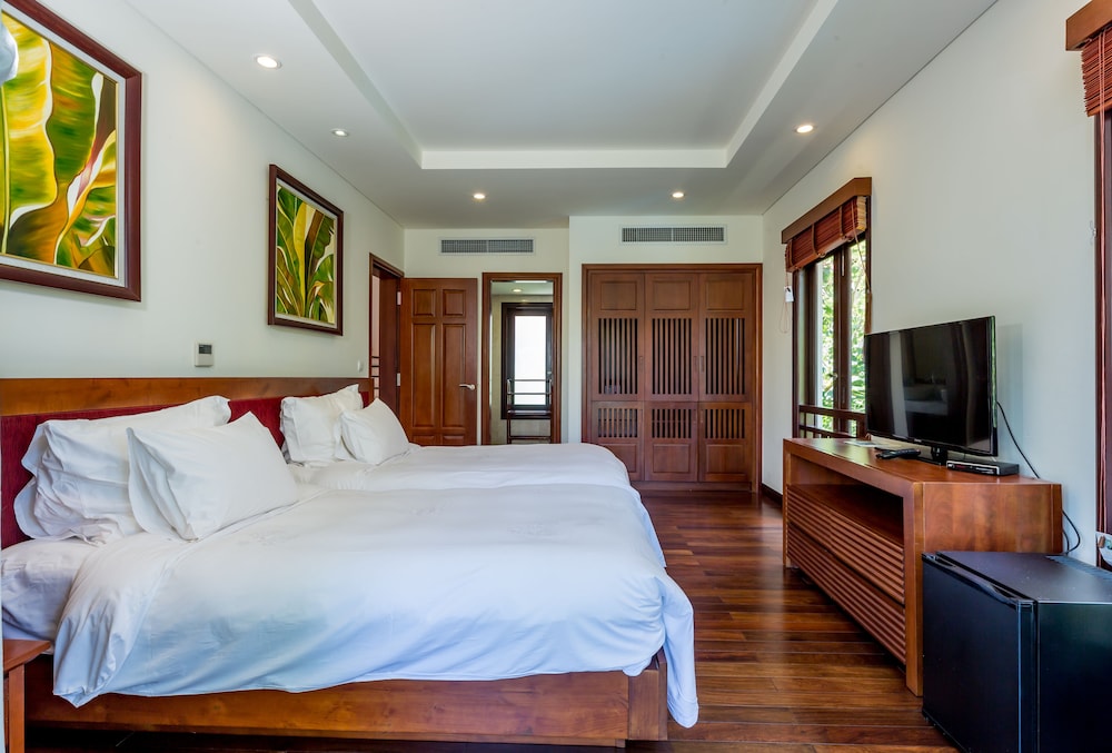 Furama Villas Da Nang 24/75