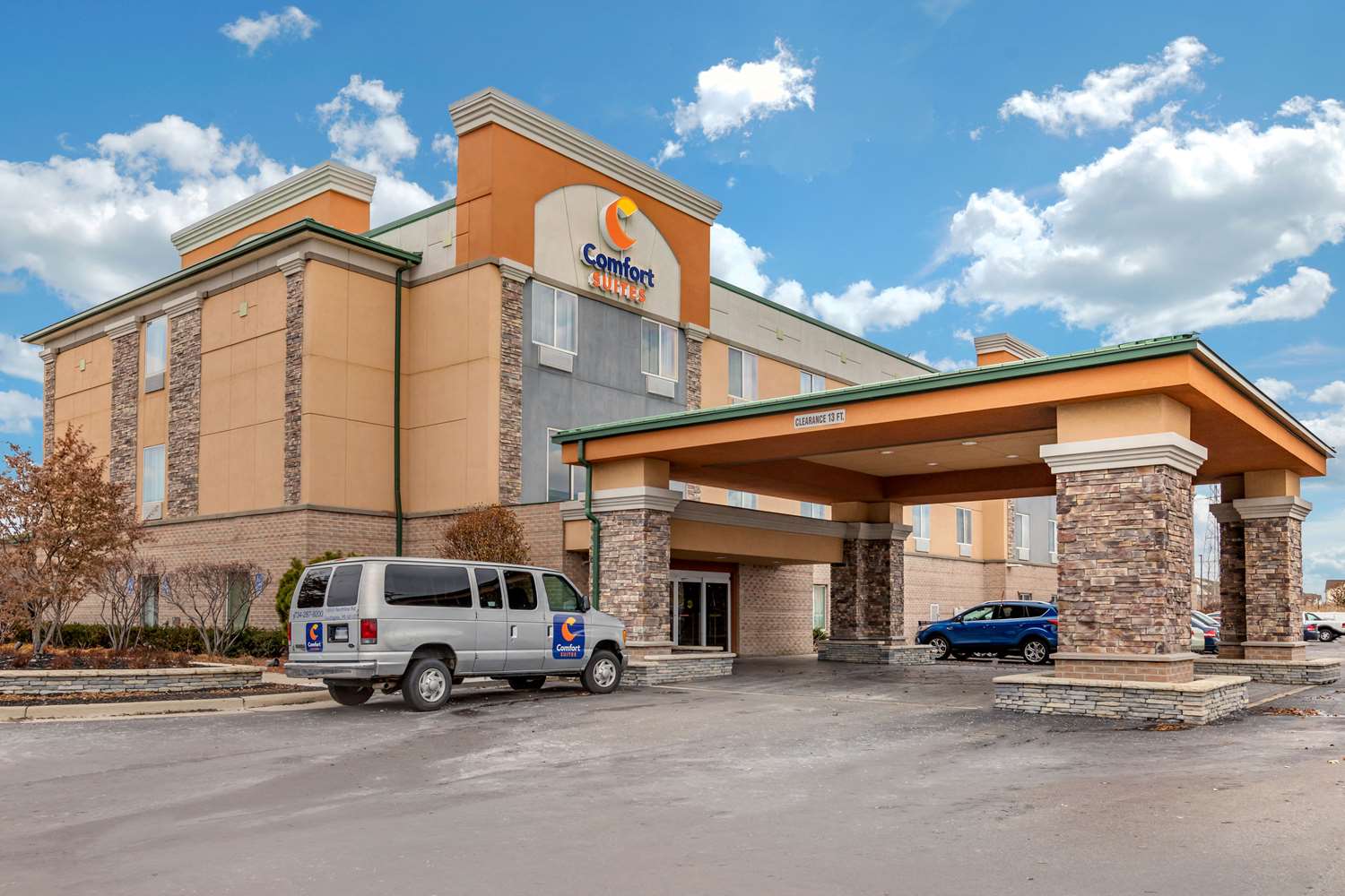 Comfort Suites Southgate-Detroit 33/33