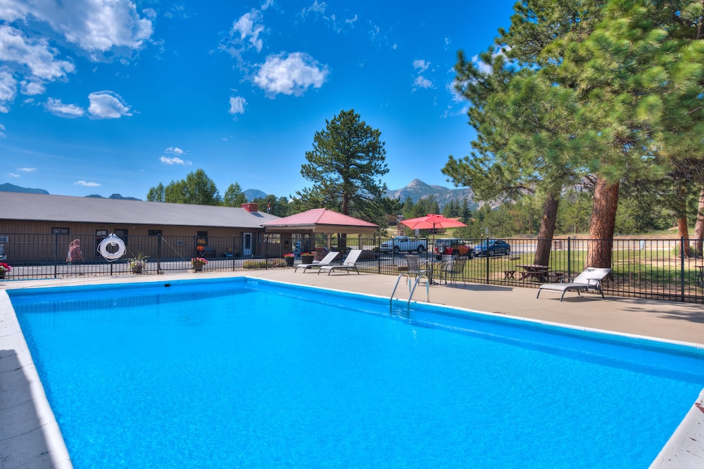Estes Mountain Inn 39/70