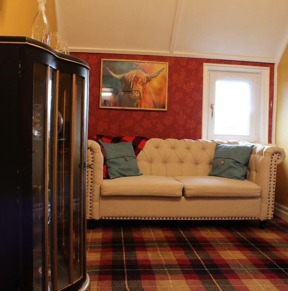 Argyle Guest House 44/54