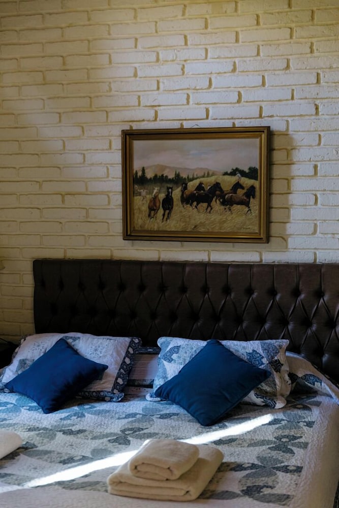 Lujan de Cuyo Bed and Breakfast 24/50