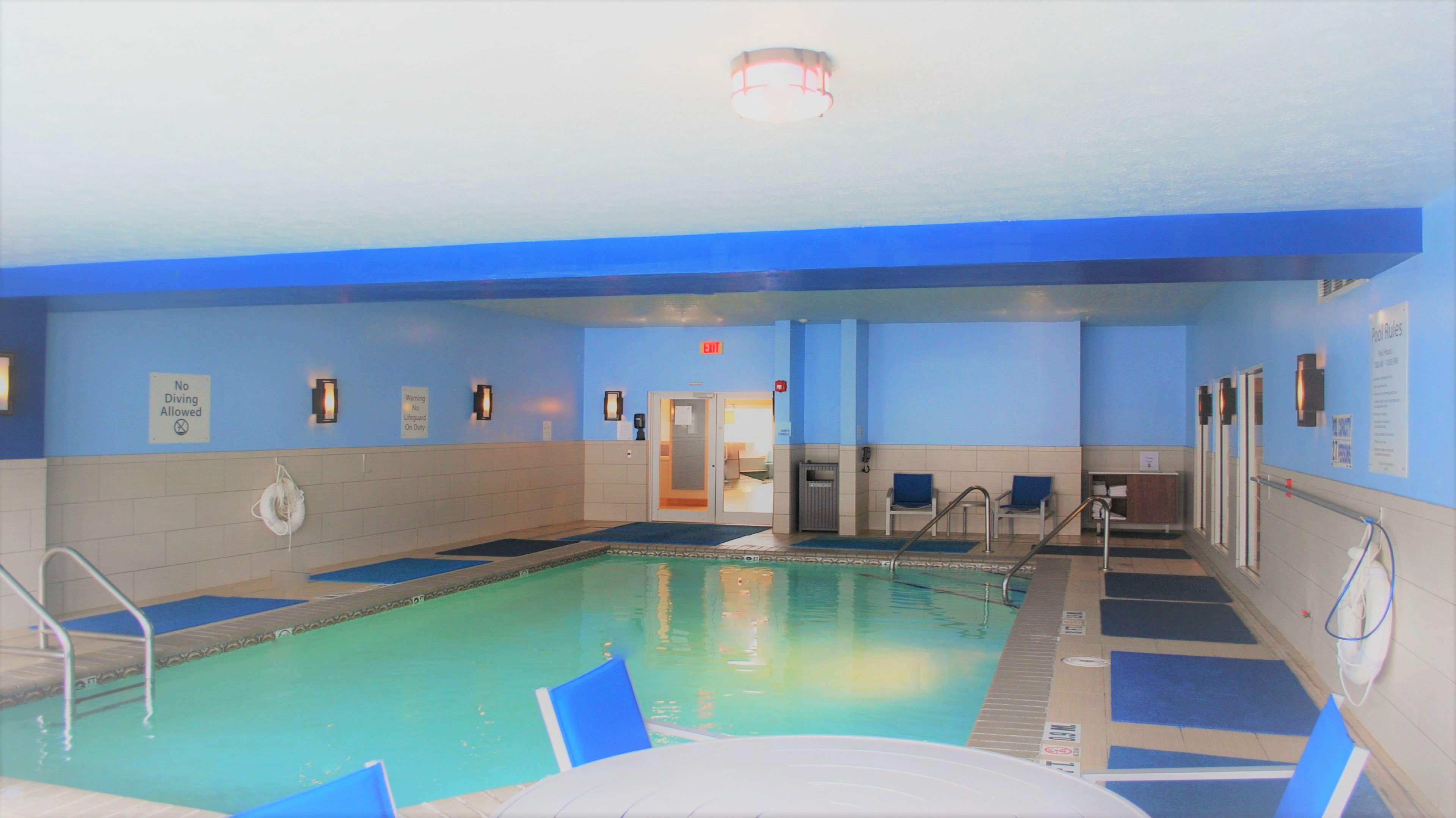 Holiday Inn Express Suites Indianapolis North Carmel An Ihg Hotel 14/21