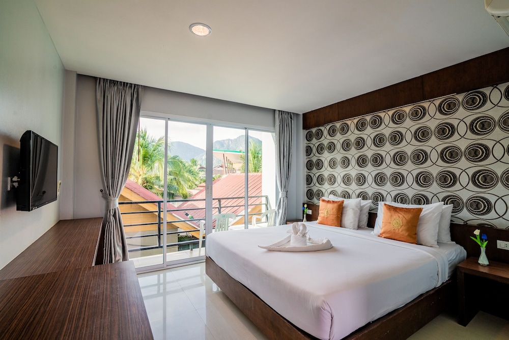 Phi Phi Anita Resort 37/76