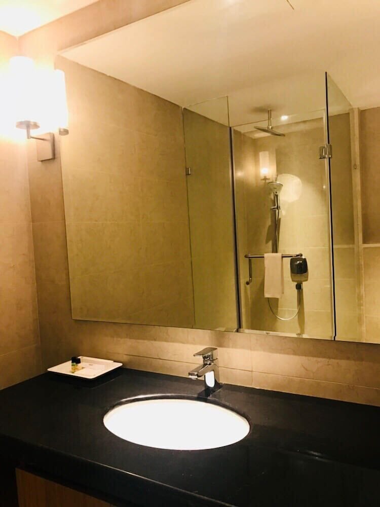 Grand Tamanna Hotel 43/45