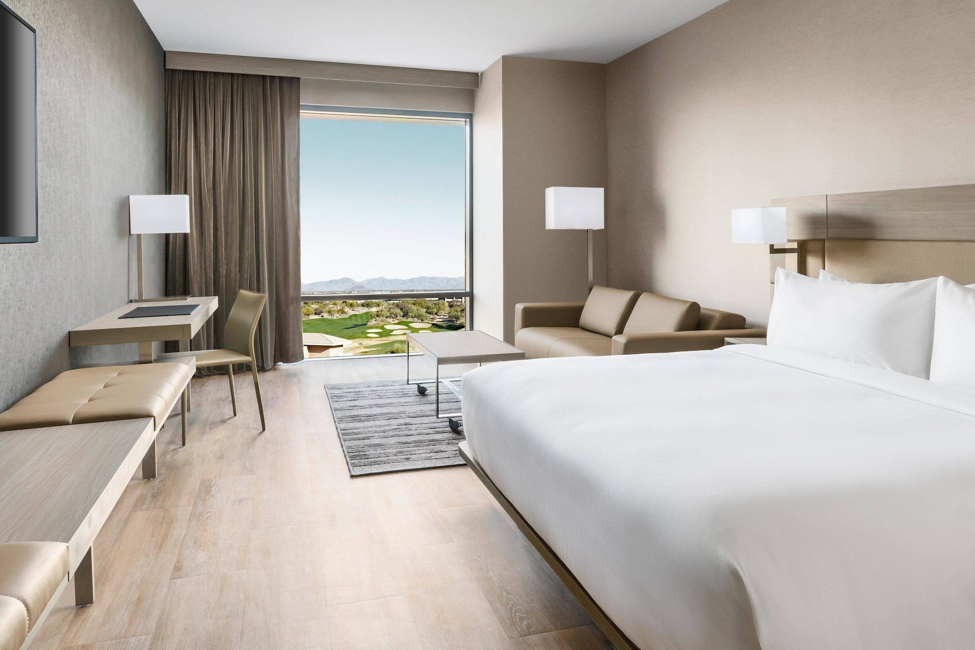 ROOM, KING BED, MOUNTAIN VIEW, SOFA