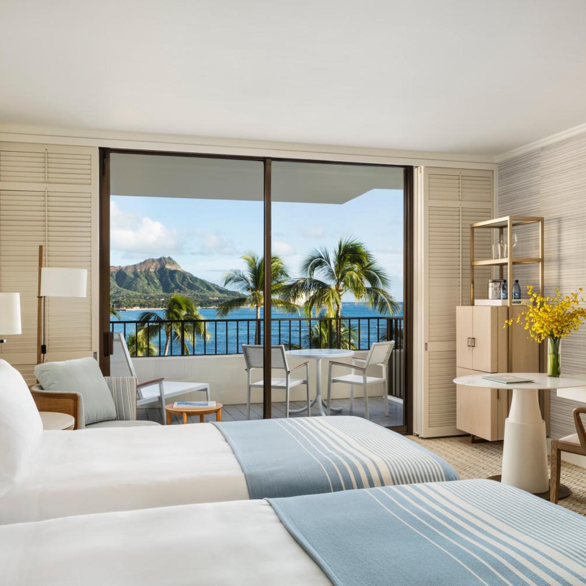 DIAMOND HEAD, TWIN BEDS, OCEAN FRONT