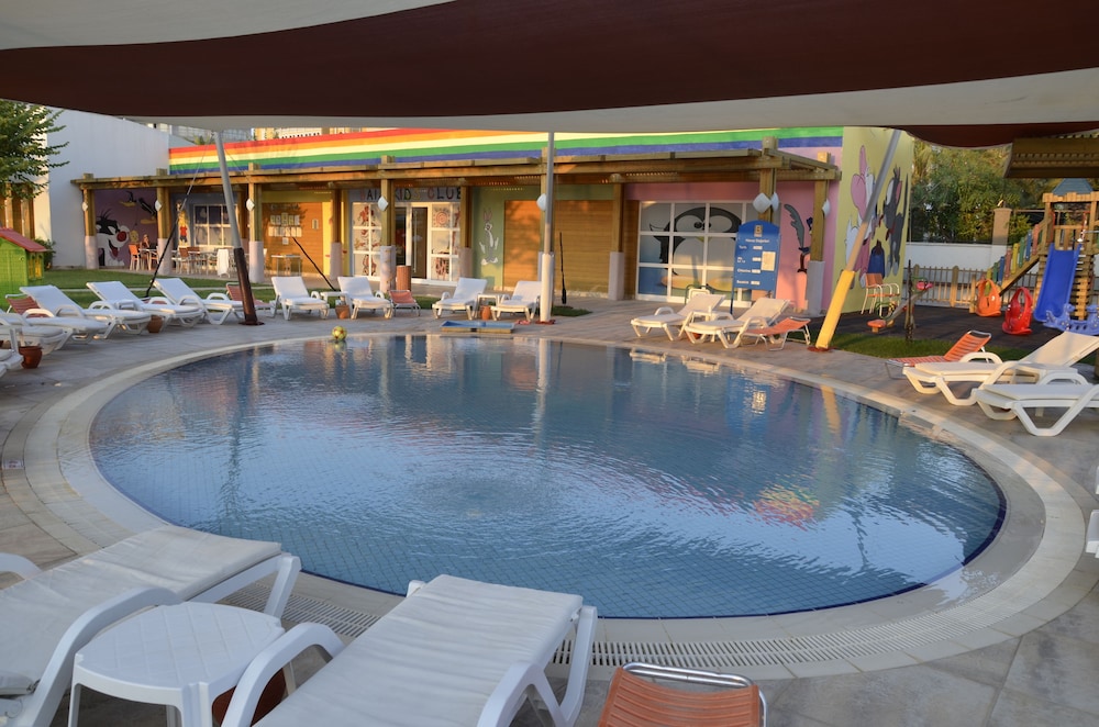 Baia Hotel Lara 3/75