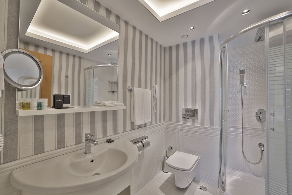 Rawda Hotel Altinoluk 8/61
