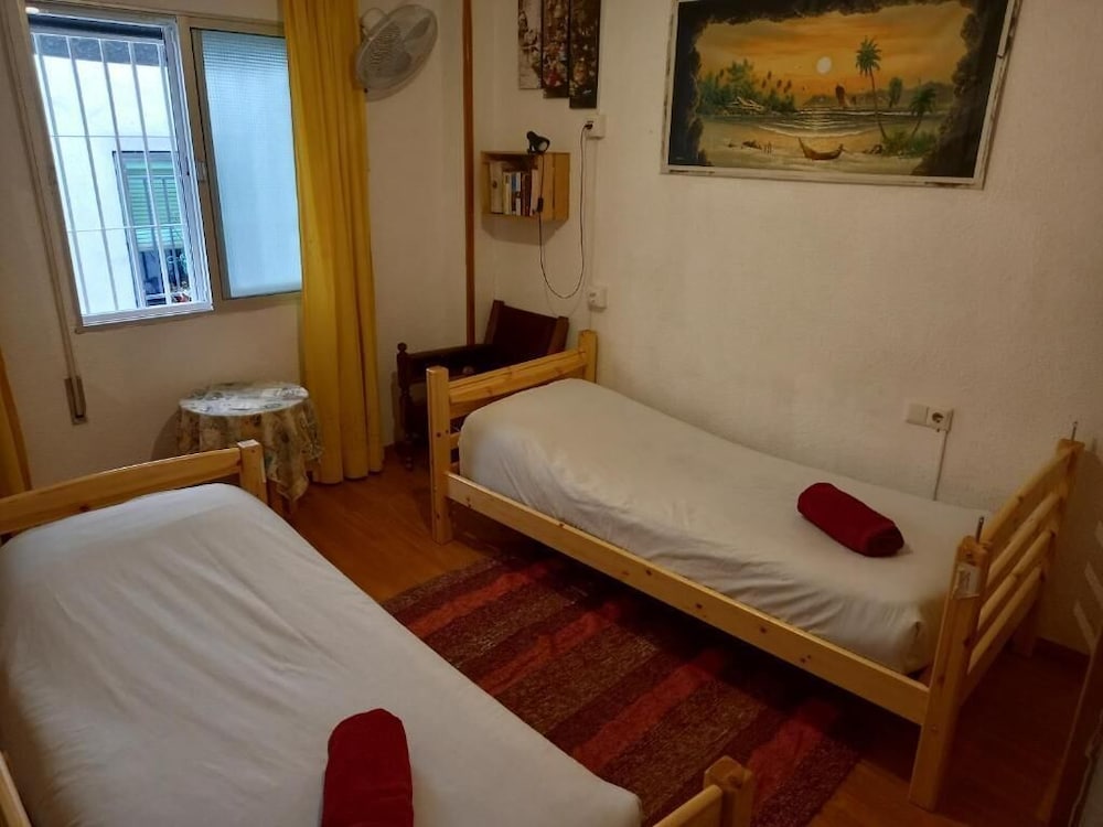 Hostal El Cascabel 21/75