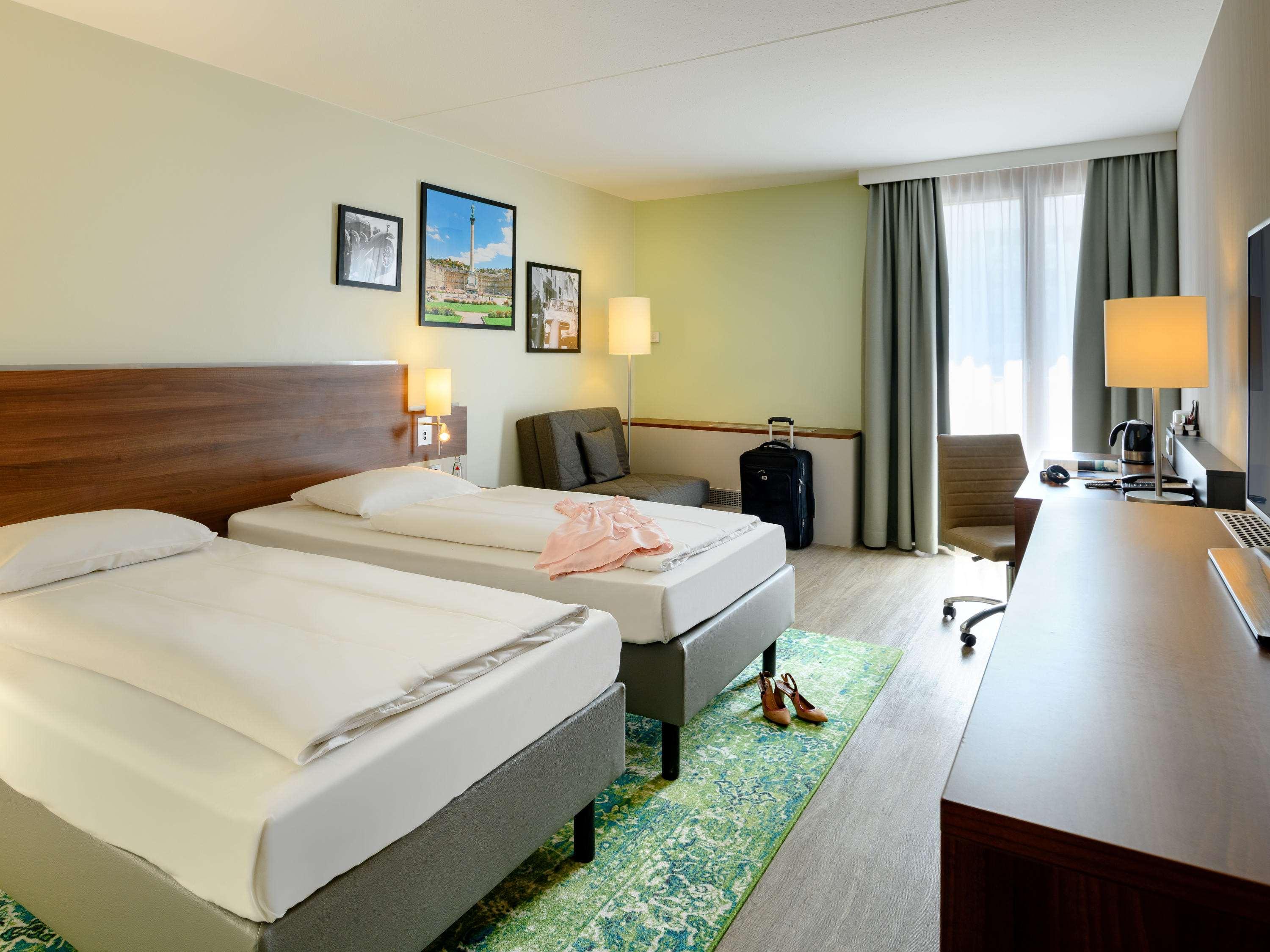 STANDARD, TWIN BEDS, SOFA