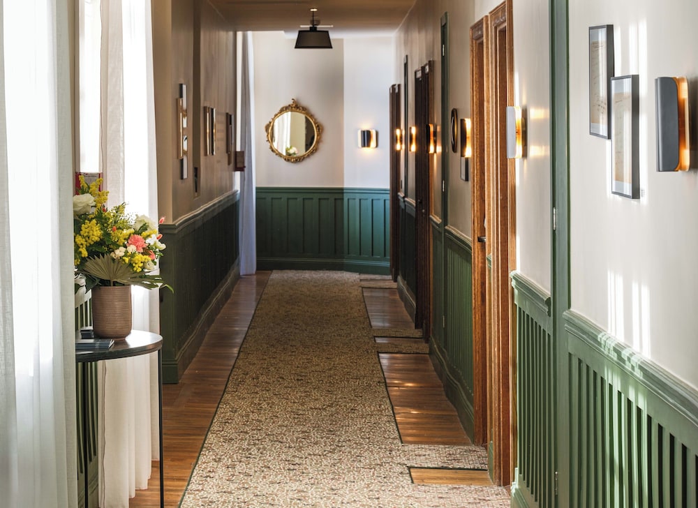 Hotel Des Prelats 11/50