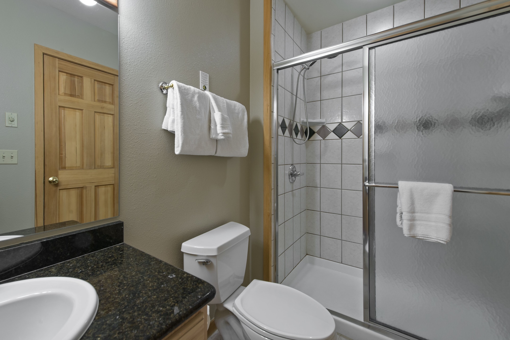 2 Bedrooms, Condo, Grand, Lodge, King and Queen Bed, Sofa, Balcony، Grand Timber Lodge 2/3