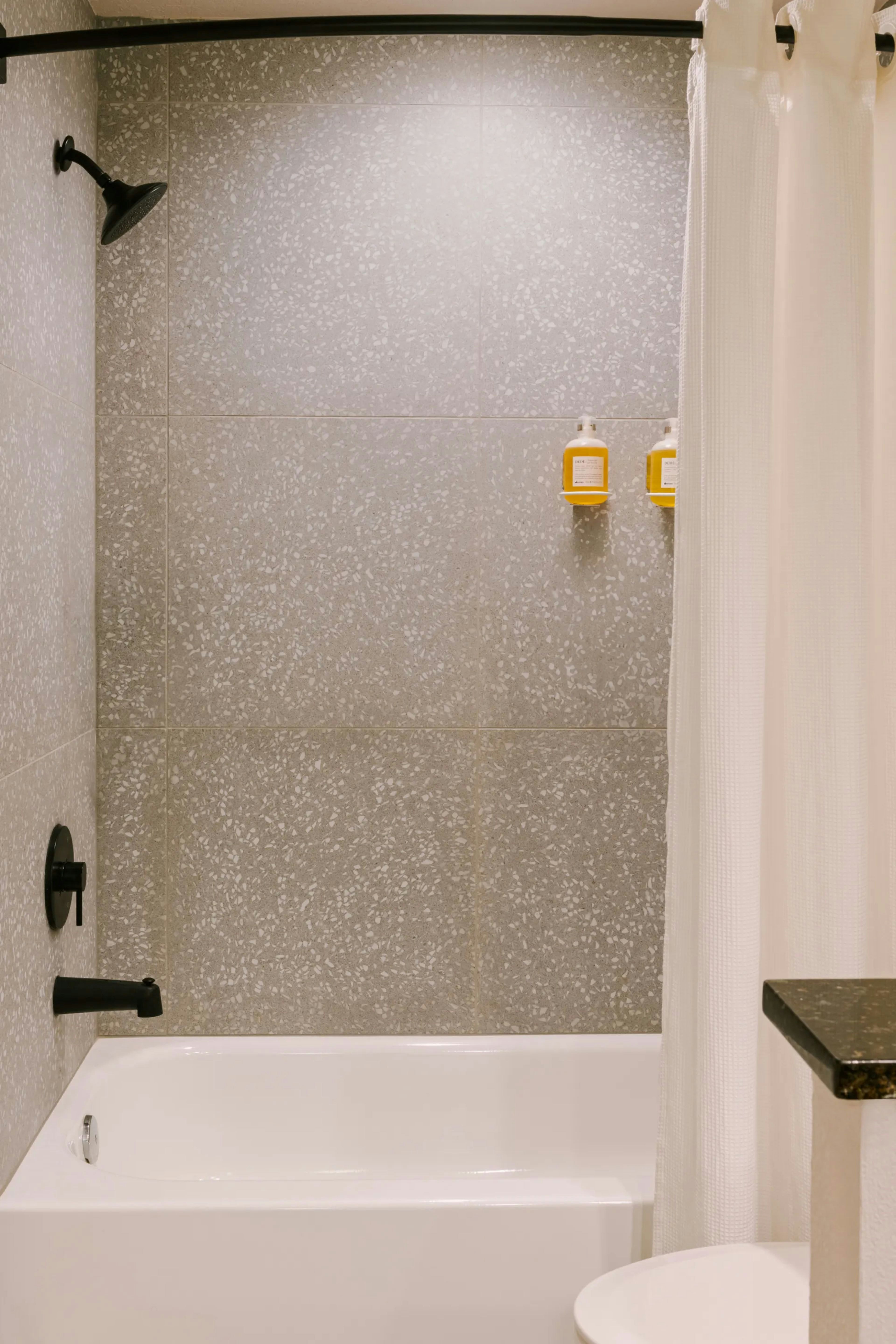 غرفة قياسية بسريرين كوين، voco Kissimmee Orlando by IHG 5/5