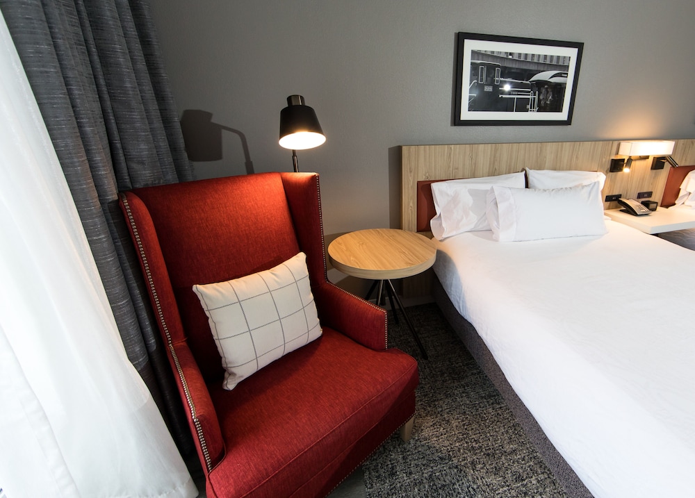 Hilton Garden Inn Savannah Historic District 12/54