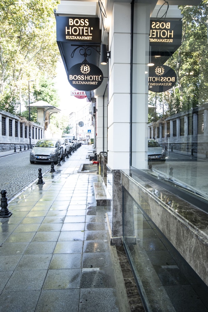 Boss Sultanahmet Hotel 65/68