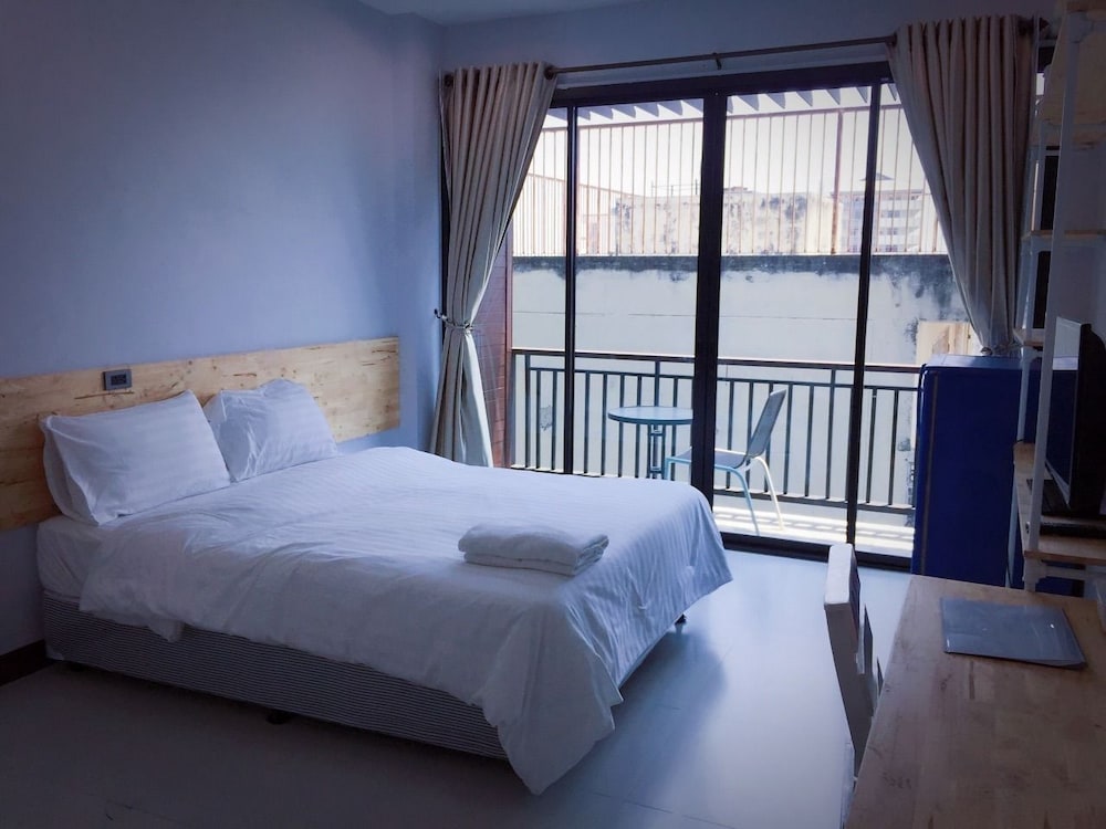 SUPERIOR, DOUBLE BED